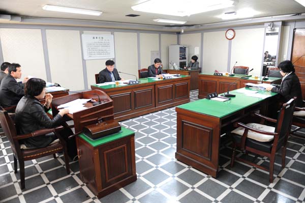 '186회 임시회 사회도시위원회' 게시글의 사진(1) 'DSC_5452.jpg'