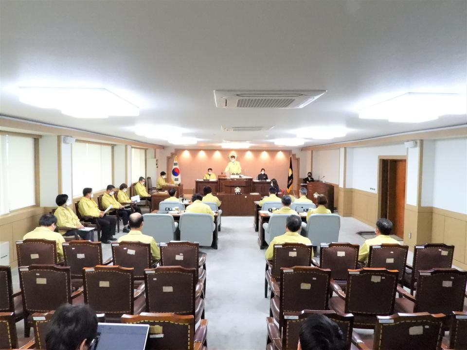 '254회 정례회 4차본회의' 게시글의 사진(1) 'DSCN2286.JPG'